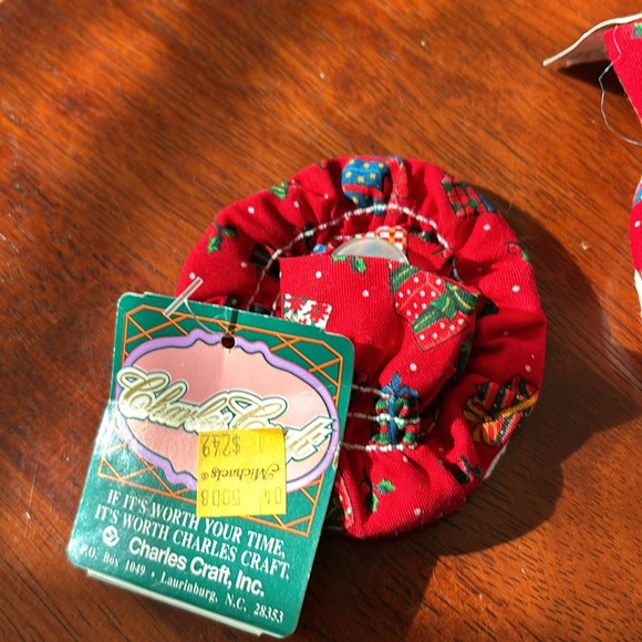 Cross Stitch Jar Lid Covers with Festive Print Lot of 10 - Picture 3 of 4